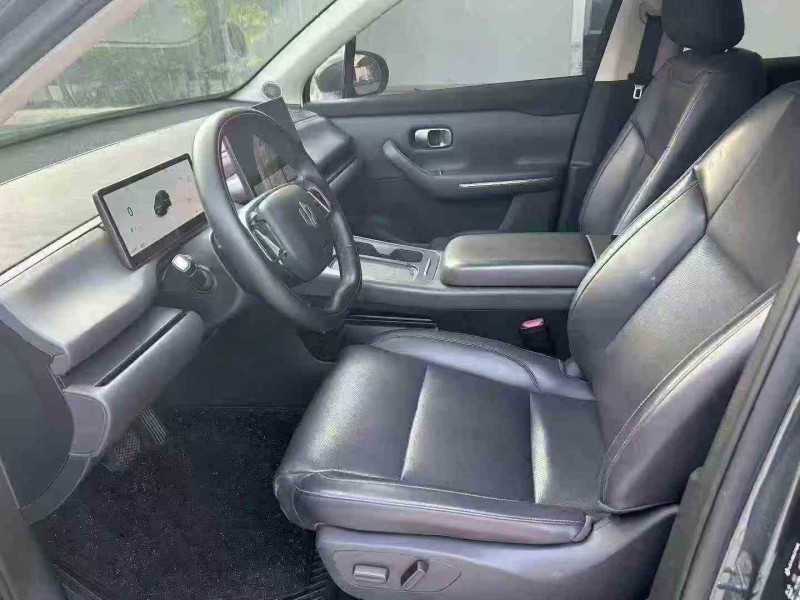 深圳24年零跑汽车C164