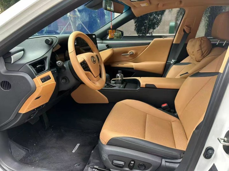 深圳25年雷克萨斯ES4