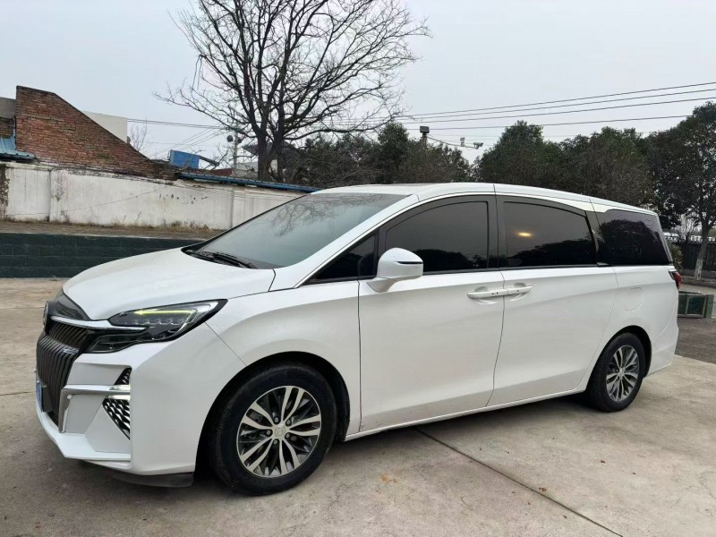 许昌22年别克GL82