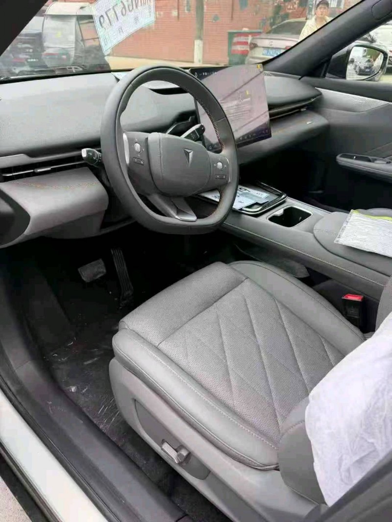 黄石26年长安汽车深蓝2