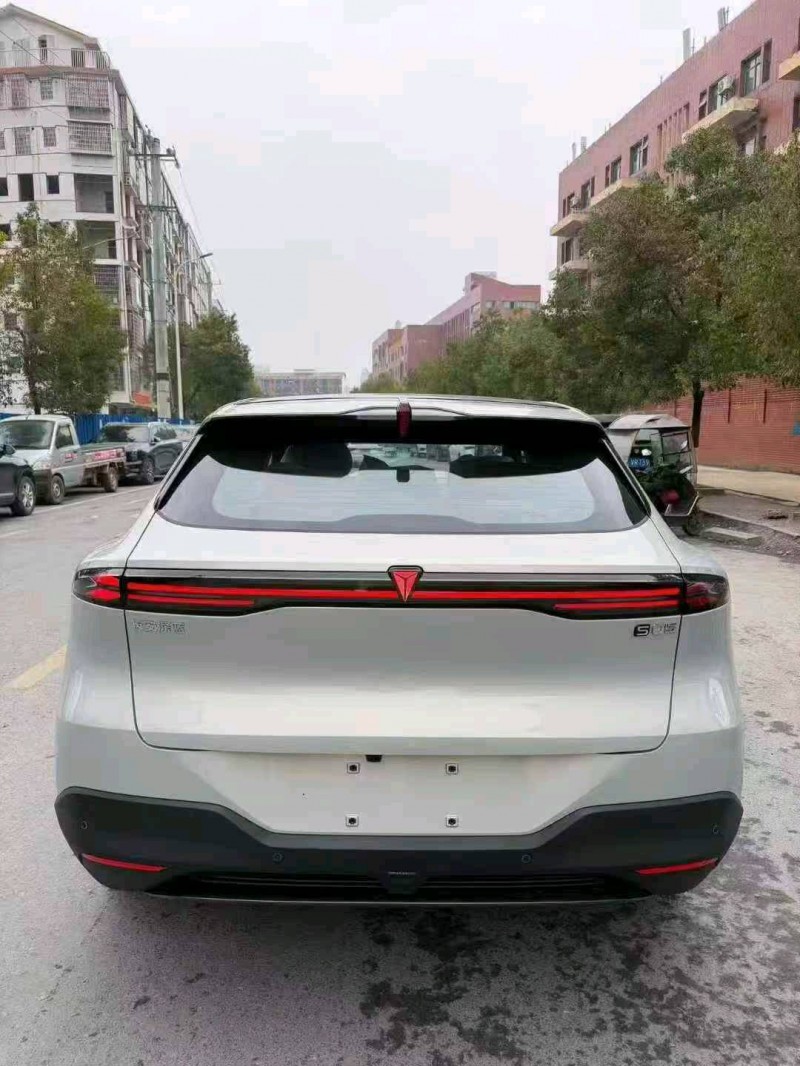 黄石26年长安汽车深蓝6