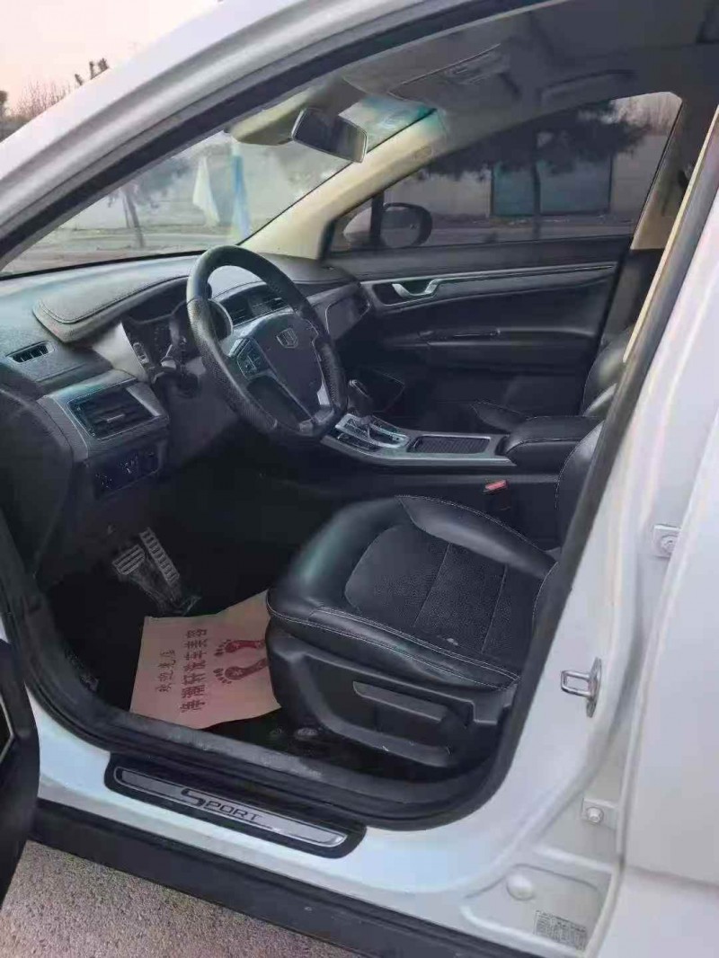 东营19年吉利帝豪4