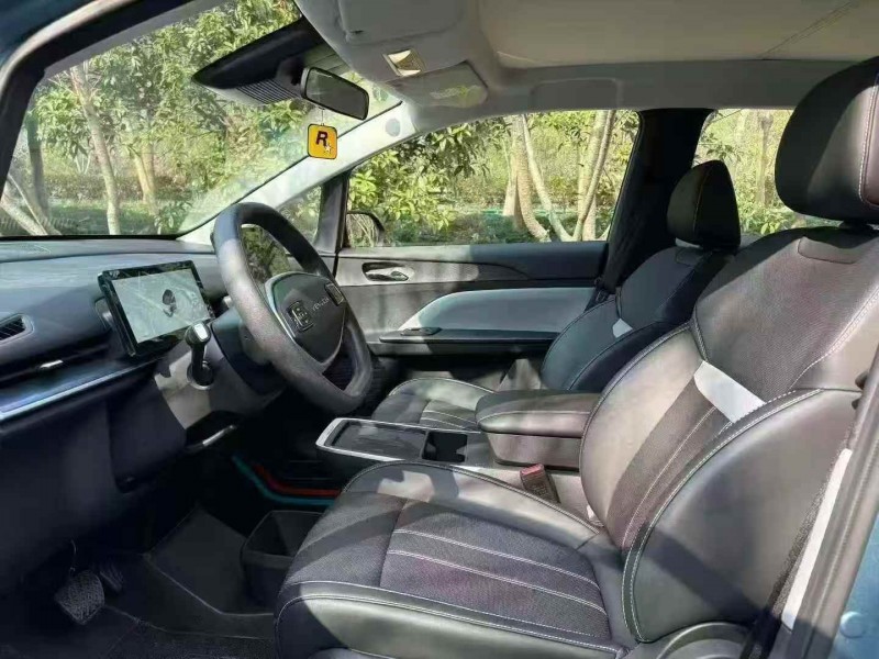 湖州25年启辰VX64