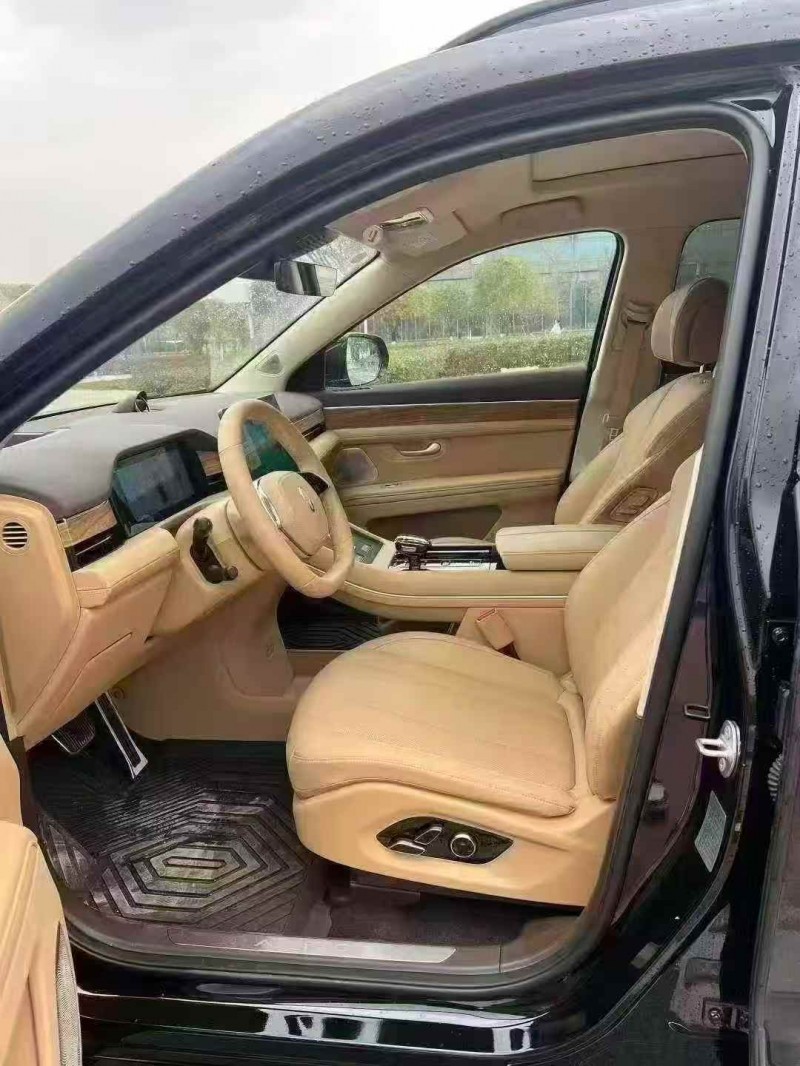 贵港25年华为智选问界4