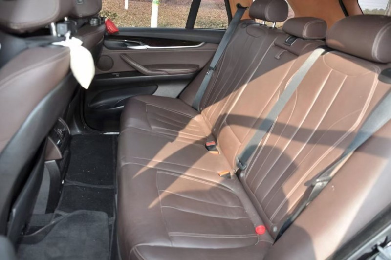 平顶山16年宝马X58