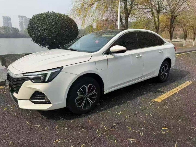 九江24年荣威i62