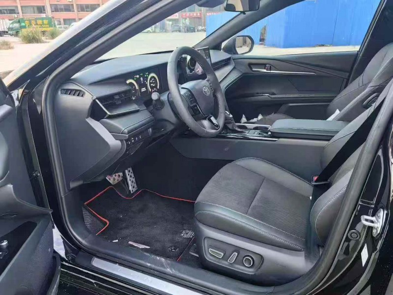 潍坊25年丰田凯美瑞7