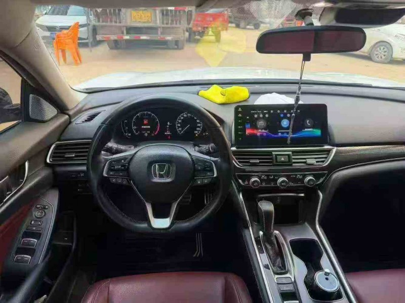 防城港22年本田雅阁7