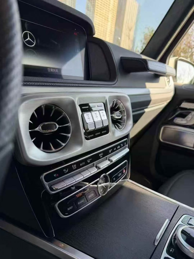 昆明25年奔驰G9