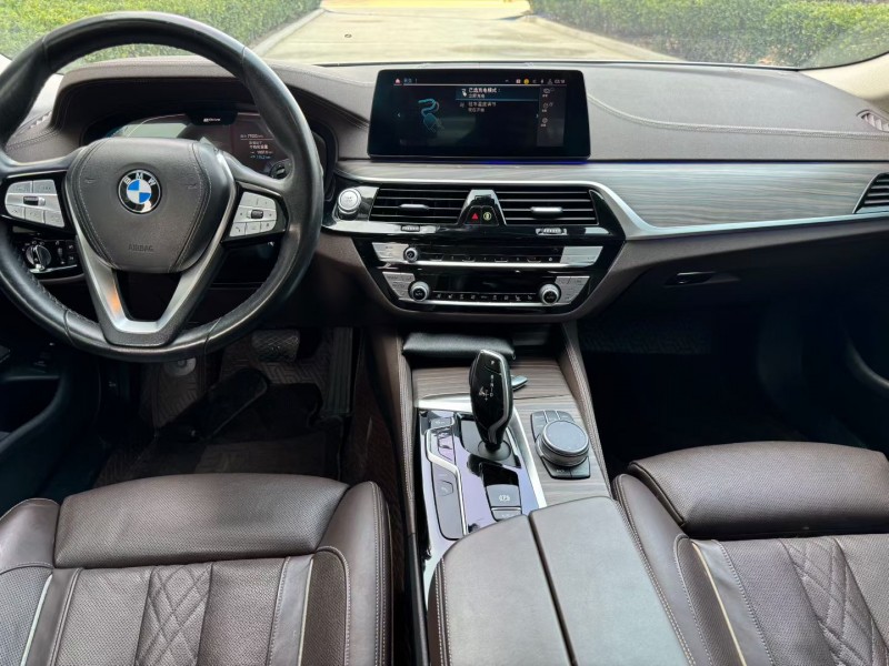 济宁20年宝马5系4