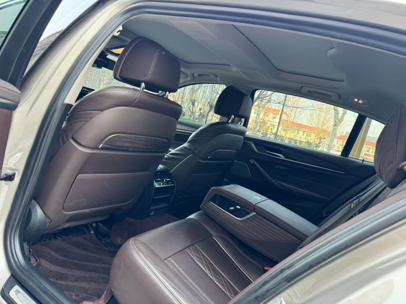 济宁20年宝马5系5