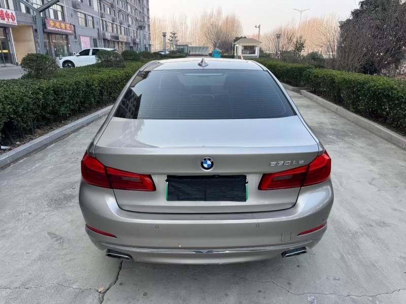 济宁20年宝马5系9