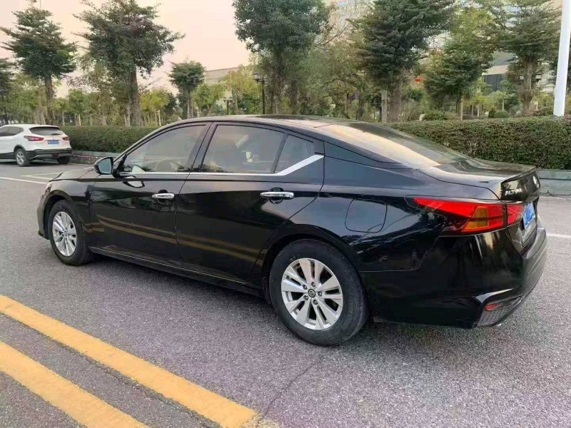 茂名22年日产天籁7