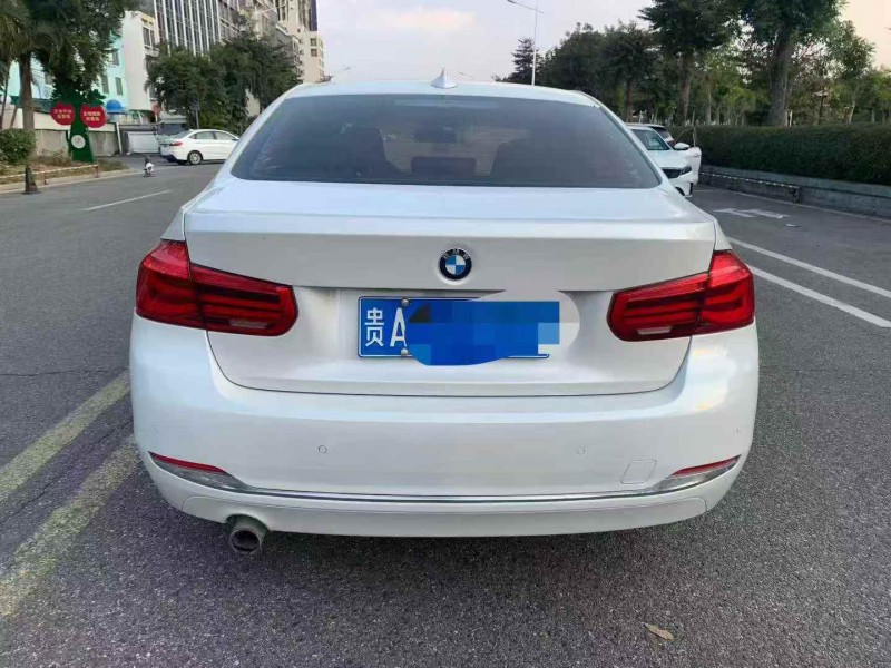 茂名17年宝马3系8