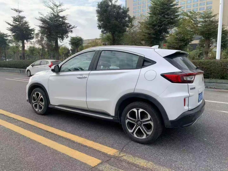 茂名16年本田XRV7