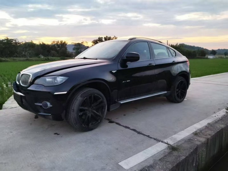 杭州13年宝马X62