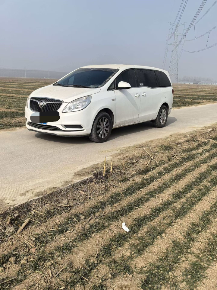 聊城18年别克GL82