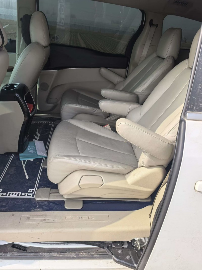 聊城18年别克GL87