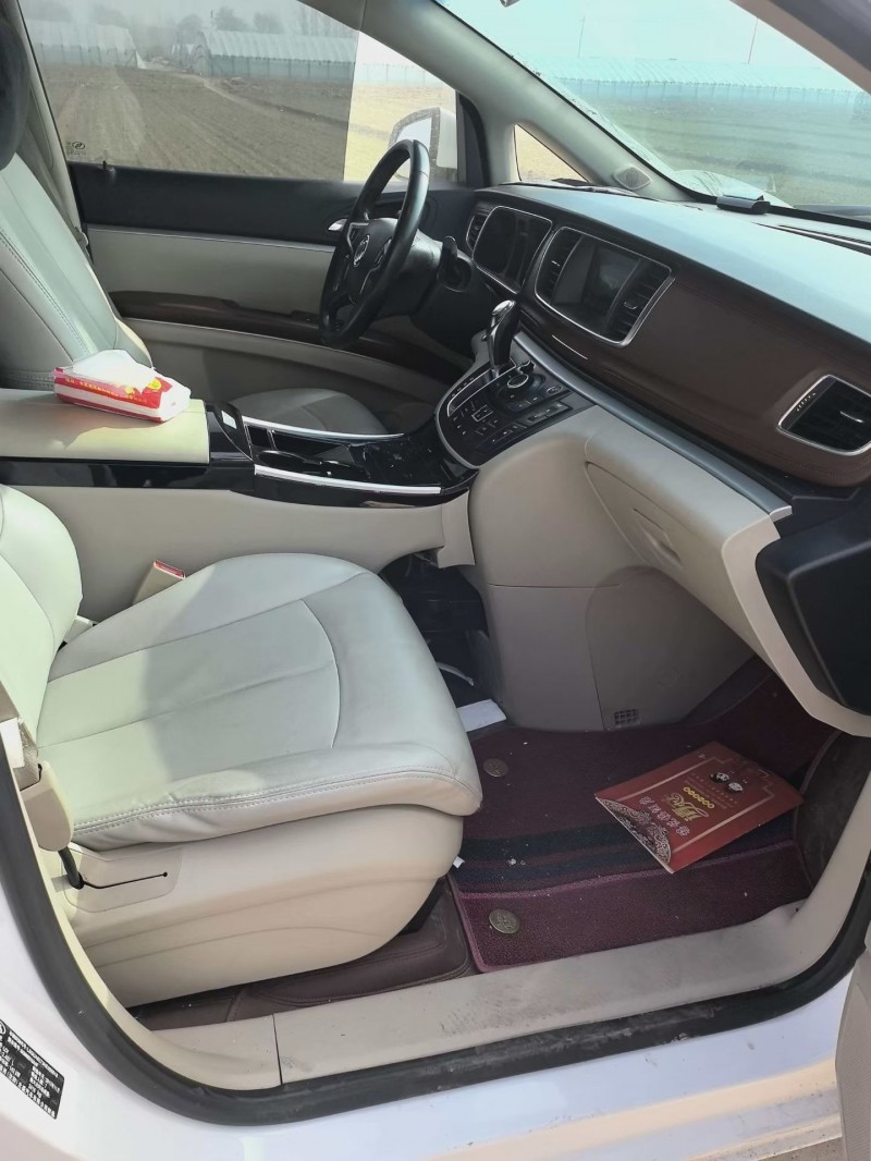 聊城18年别克GL89