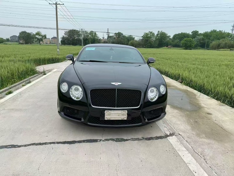 杭州13年宾利欧陆1