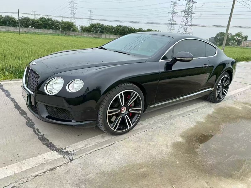 杭州13年宾利欧陆2