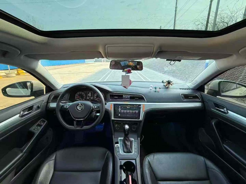 青岛22年大众凌渡4