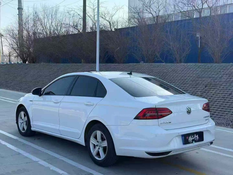 青岛22年大众凌渡7