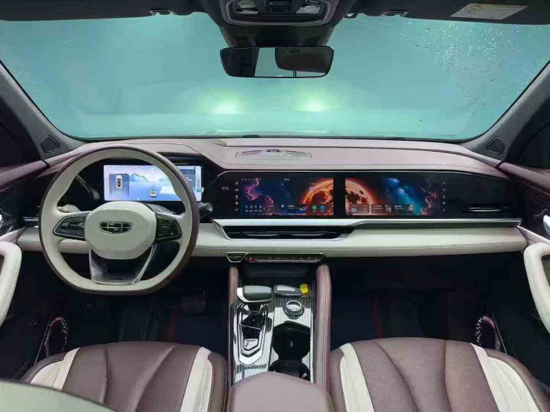 德阳24年吉利星越6