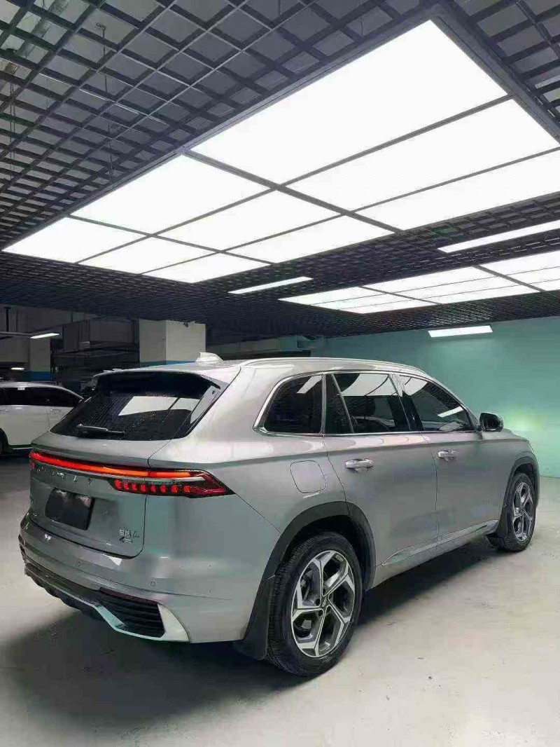 德阳24年吉利星越8