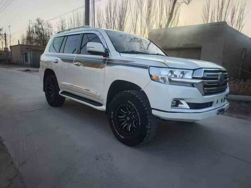 天水14年丰田兰德酷路泽2