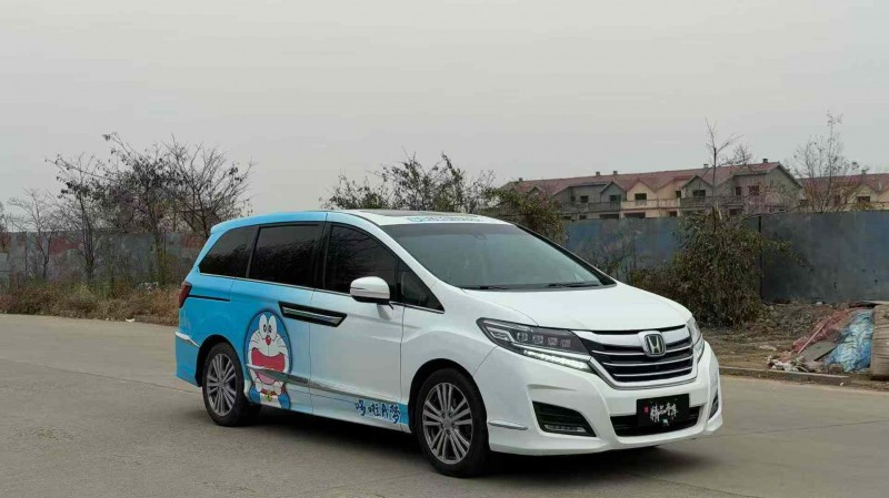 青岛18年本田艾力绅3