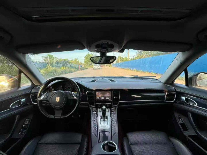 青岛13年保时捷帕拉梅拉4