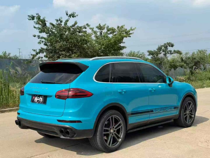 青岛18年保时捷卡宴8