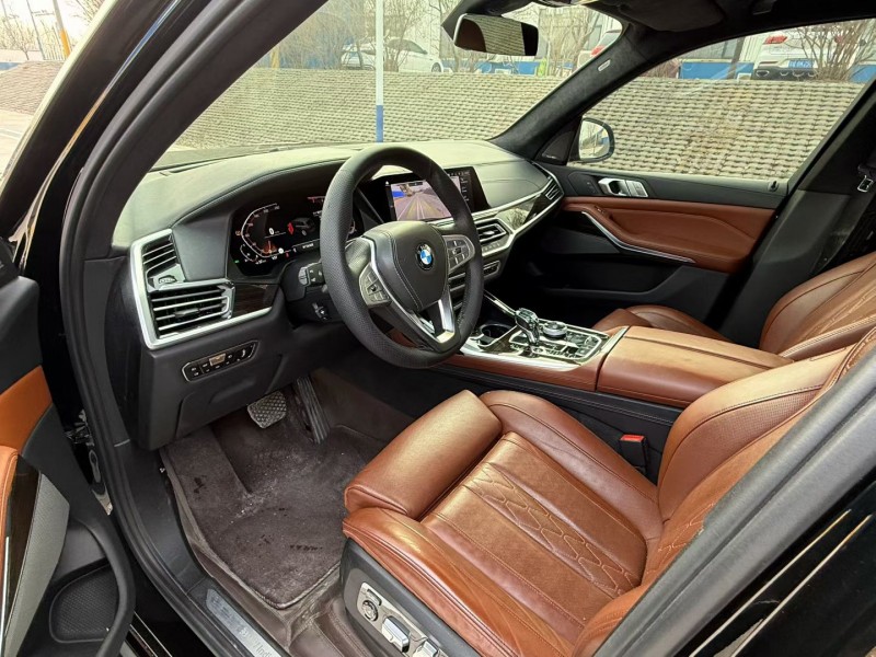 青岛22年宝马X76