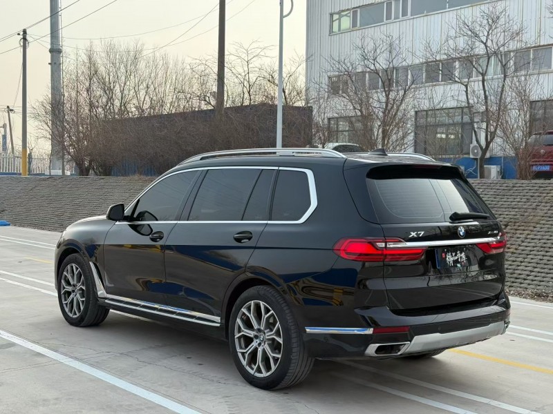 青岛22年宝马X77