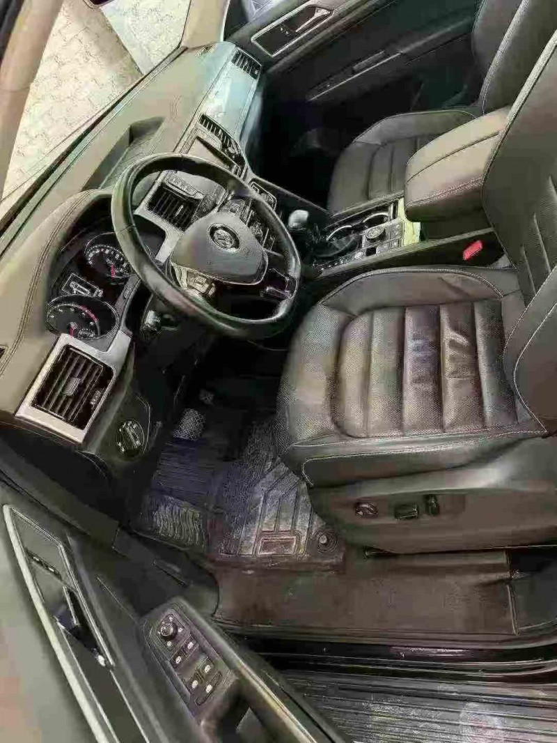 梧州18年大众途昂4