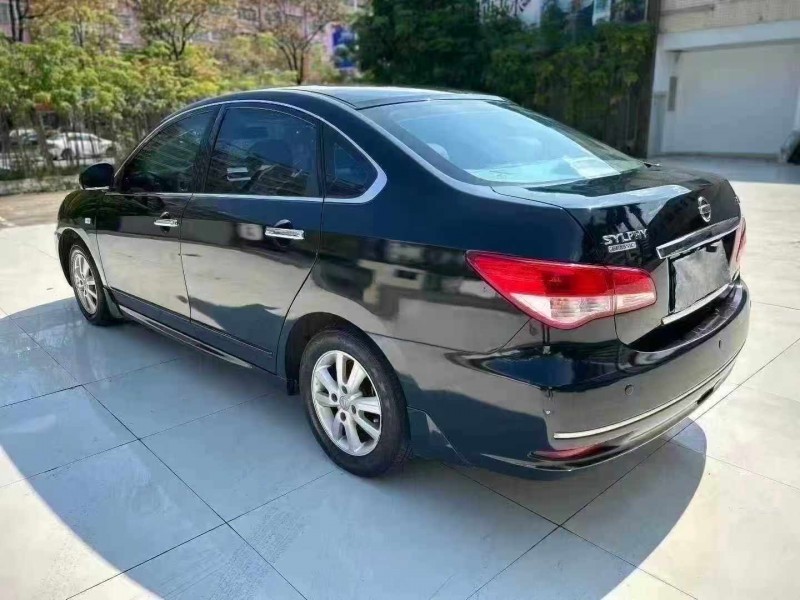 河源19年日产轩逸8