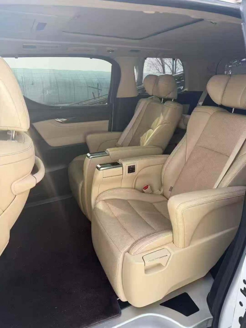 枣庄18年丰田埃尔法6