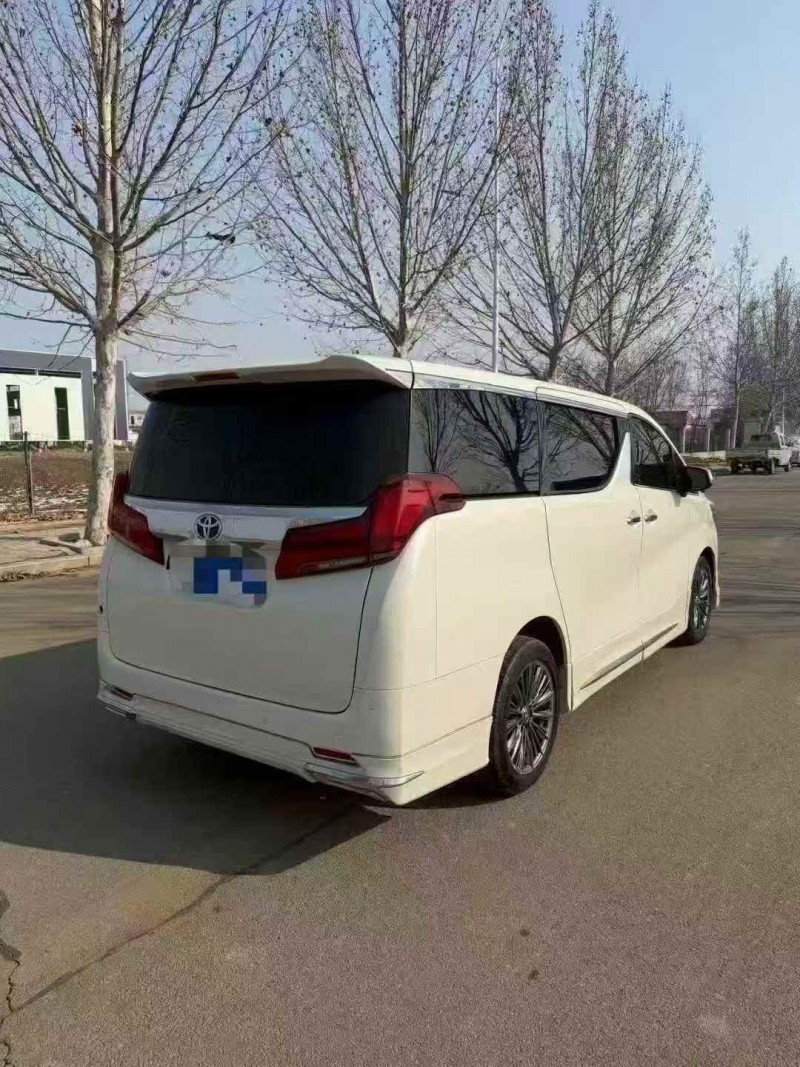 枣庄18年丰田埃尔法7