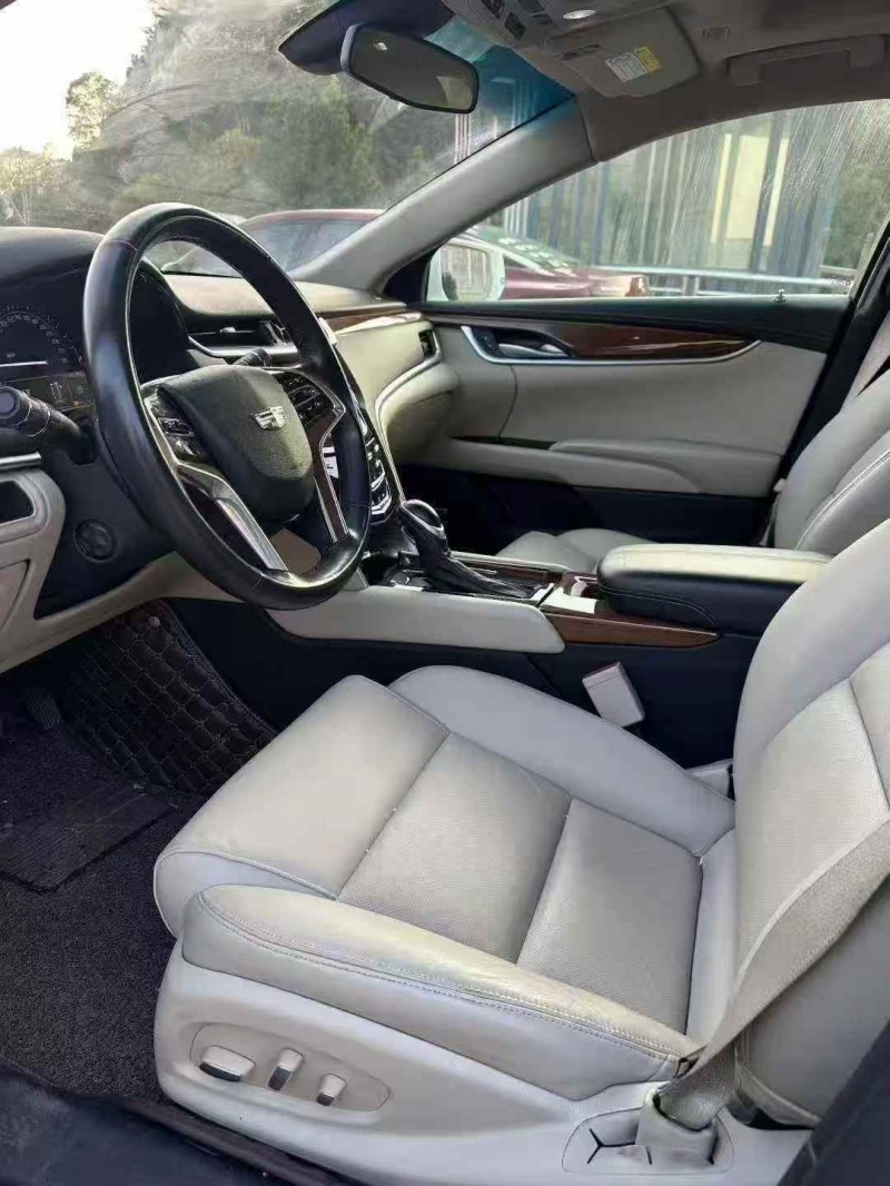 新余18年凯迪拉克XTS4