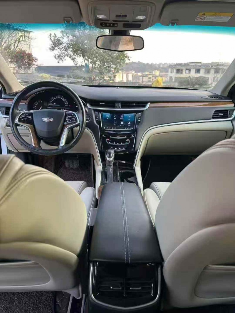 新余18年凯迪拉克XTS6