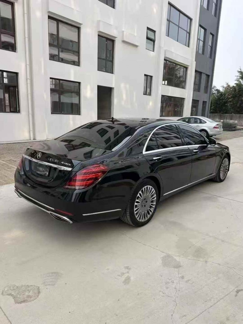 东营17年奔驰S8