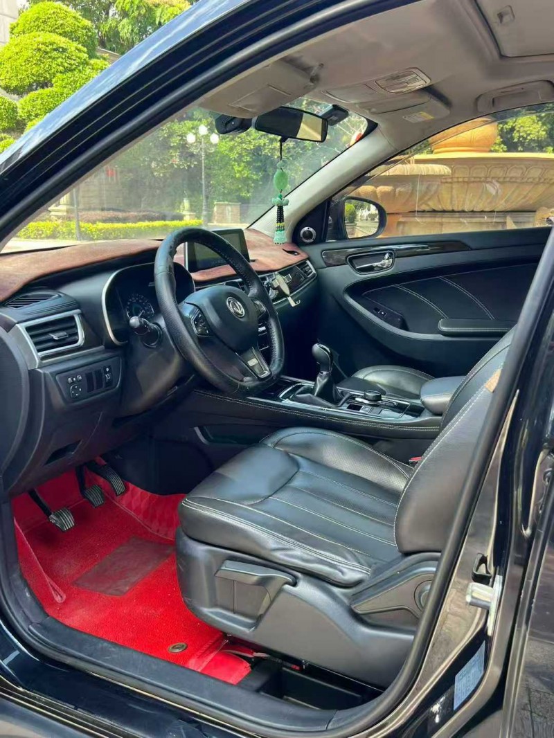 佛山19年东风风光4