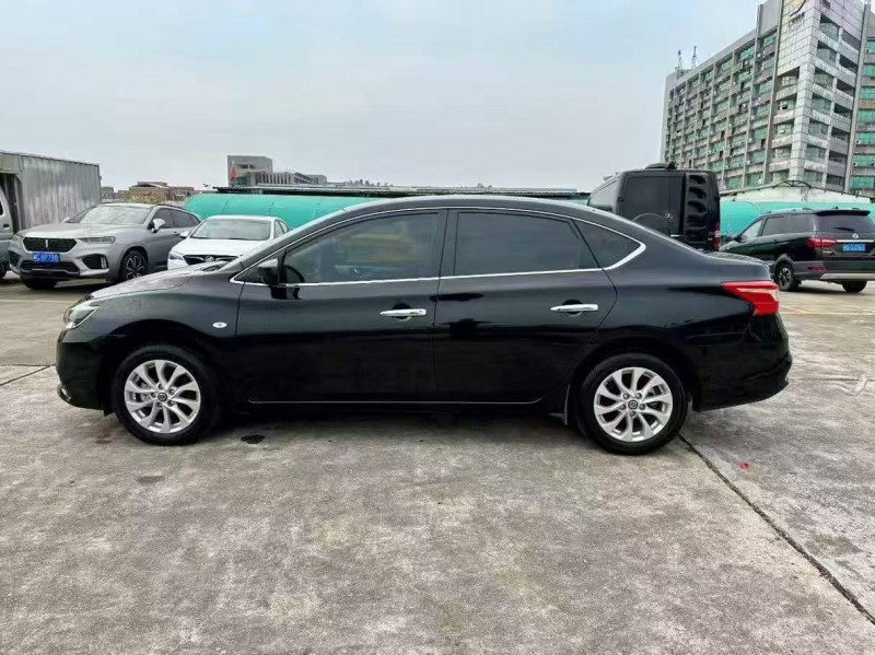 广州25年日产轩逸8