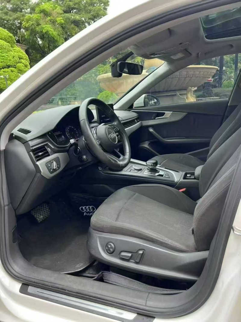 佛山19年奥迪A4L4