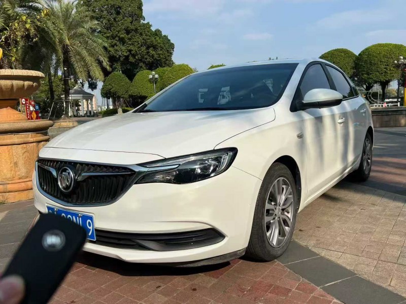 佛山21年别克英朗2