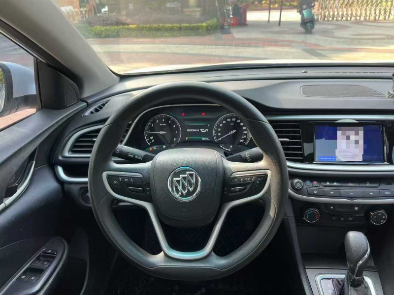 佛山21年别克英朗7