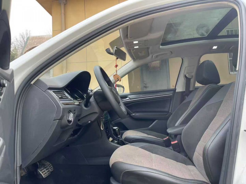 徐州17年大众蔚领8