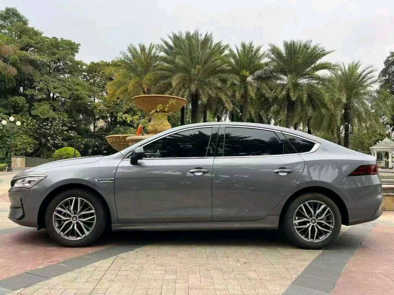 佛山23年比亚迪秦3