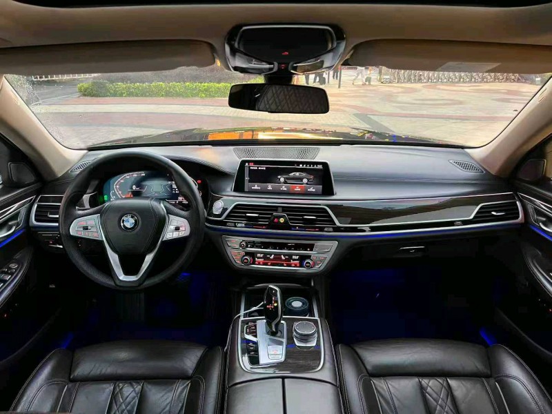 佛山20年宝马7系4